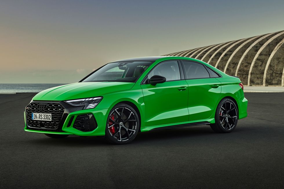 Audi lộ diện Audi RS3 2022 với công suất lên tới 401HP